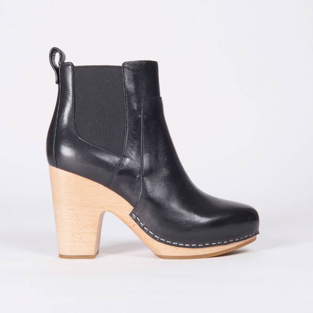 Veronica Beard Camila Clog Wooden Heel Chelsea Boot Black Leather Booties 38 8